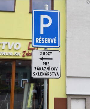 Značky 50 x 70 cm &quot;P-RESERVE&quot; a  50 x 50 cm &quot;text &quot;